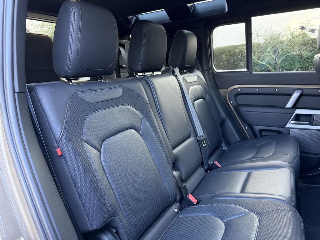 Used Land Rover Defender 110 2023 for sale - 77436416: Photo 19