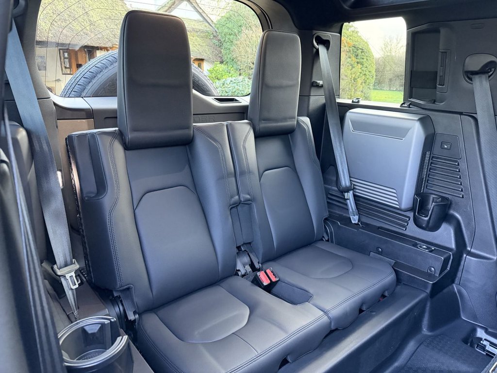 Used Land Rover Defender 110 2023 for sale - 77436416: Photo 21