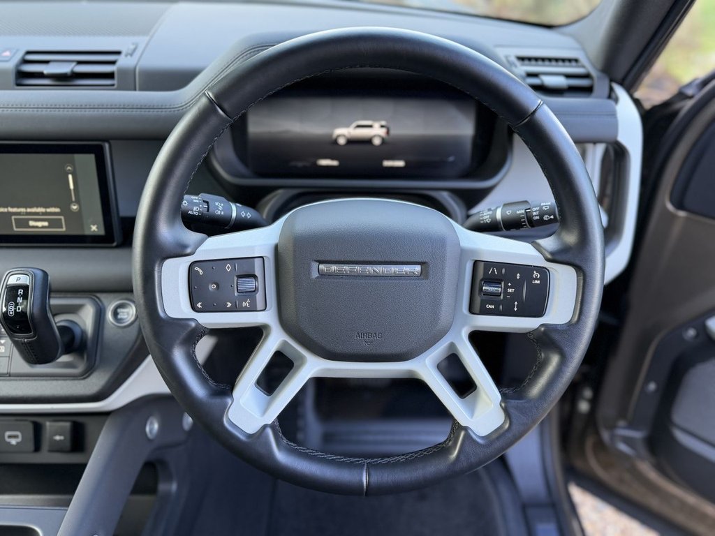 Used Land Rover Defender 110 2023 for sale - 77436416: Photo 25