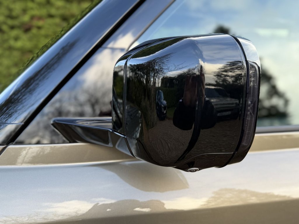 Used Land Rover Defender 110 2023 for sale - 77436416: Photo 32