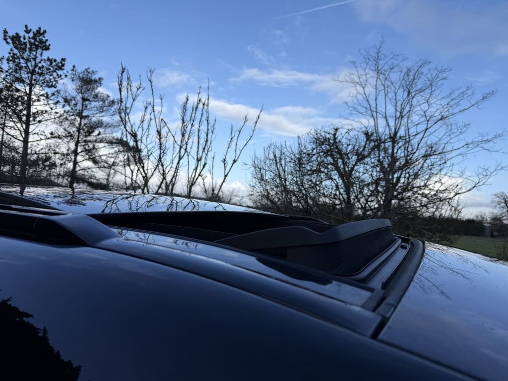 Used Land Rover Defender 110 2023 for sale - 77436416: Photo 9