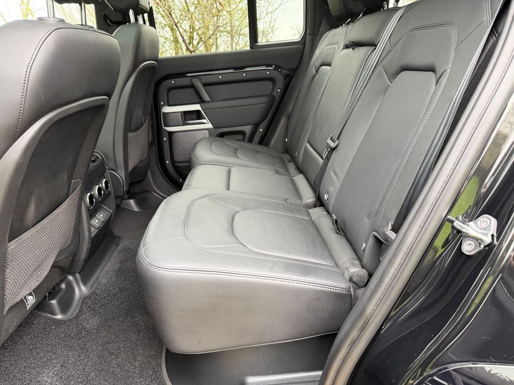 Used Land Rover Defender 110 2023 for sale - 77583548: Photo 17