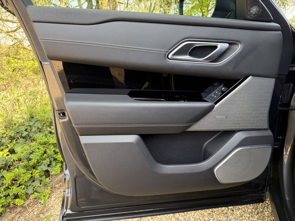 Used Land Rover Range Rover Velar 2020 for sale - 78200461: Photo 27