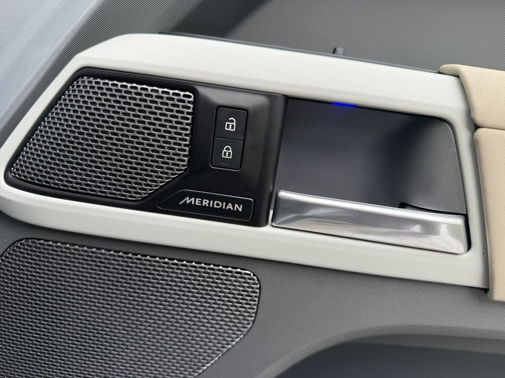 Used Land Rover Defender 2022 for sale - 77436437: Photo 20