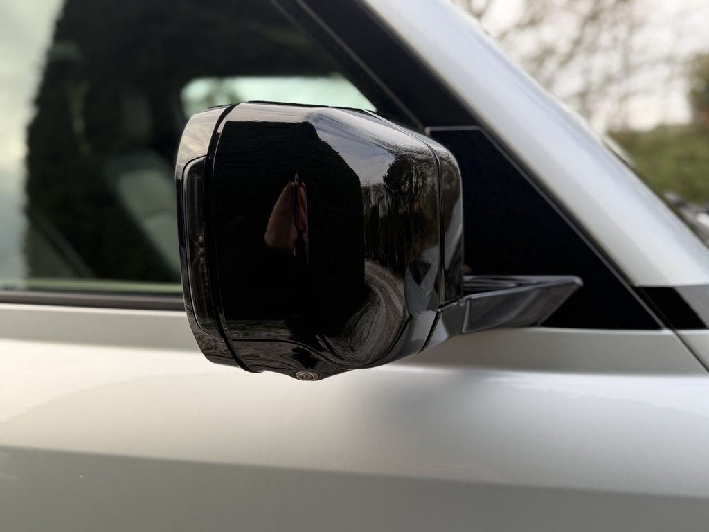 Used Land Rover Defender 2022 for sale - 77436437: Photo 24