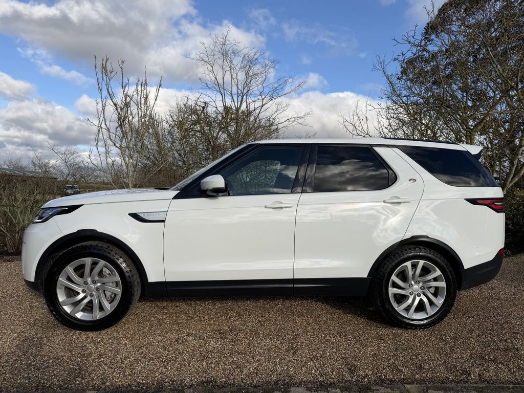 Used Land Rover Discovery 2019 for sale - 77250682: Photo 3