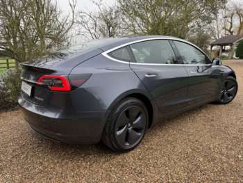 Used Tesla Model 3 2019 for sale - 74722052: Photo