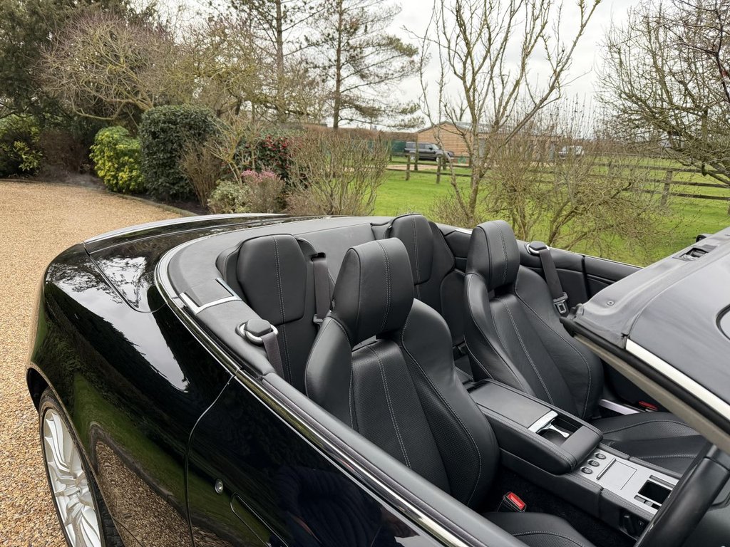 Used Aston Martin DB9 2008 for sale - 77408487: Photo 14