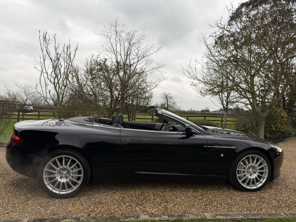 Used Aston Martin DB9 2008 for sale - 77408487: Photo 4