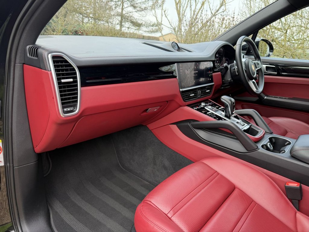 Used Porsche Cayenne 2021 for sale - 77821052: Photo 14