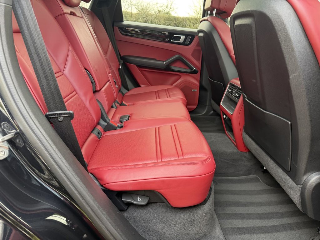 Used Porsche Cayenne 2021 for sale - 77821052: Photo 16