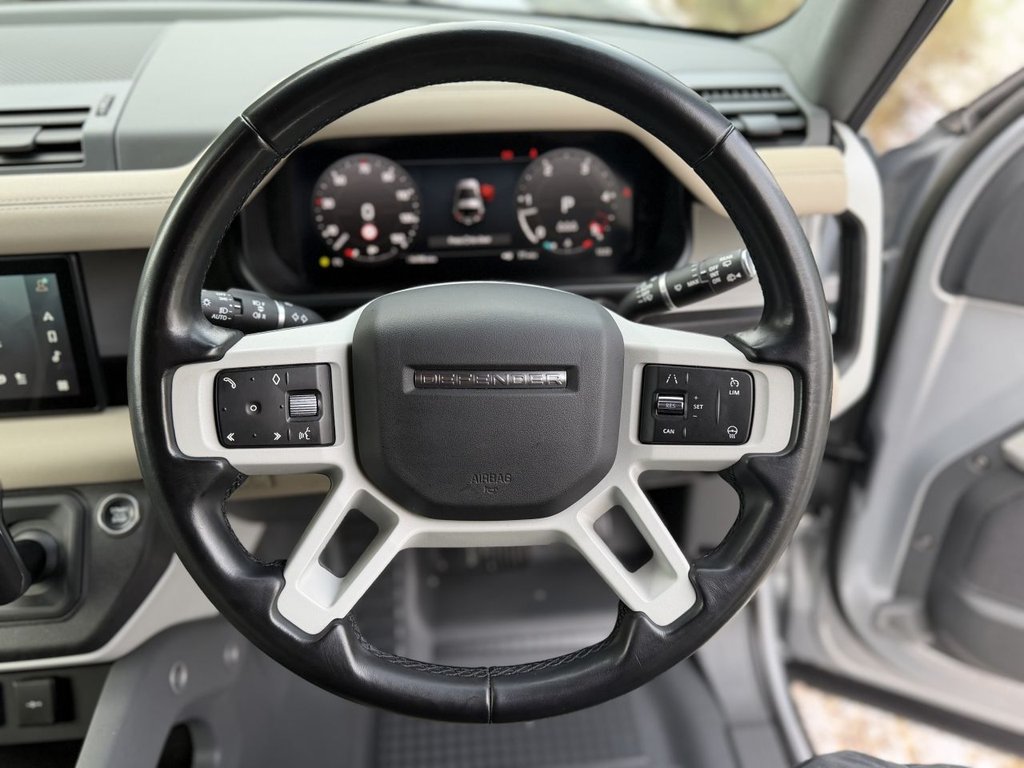 Used Land Rover Defender 90 2022 for sale - 77157406: Photo 19