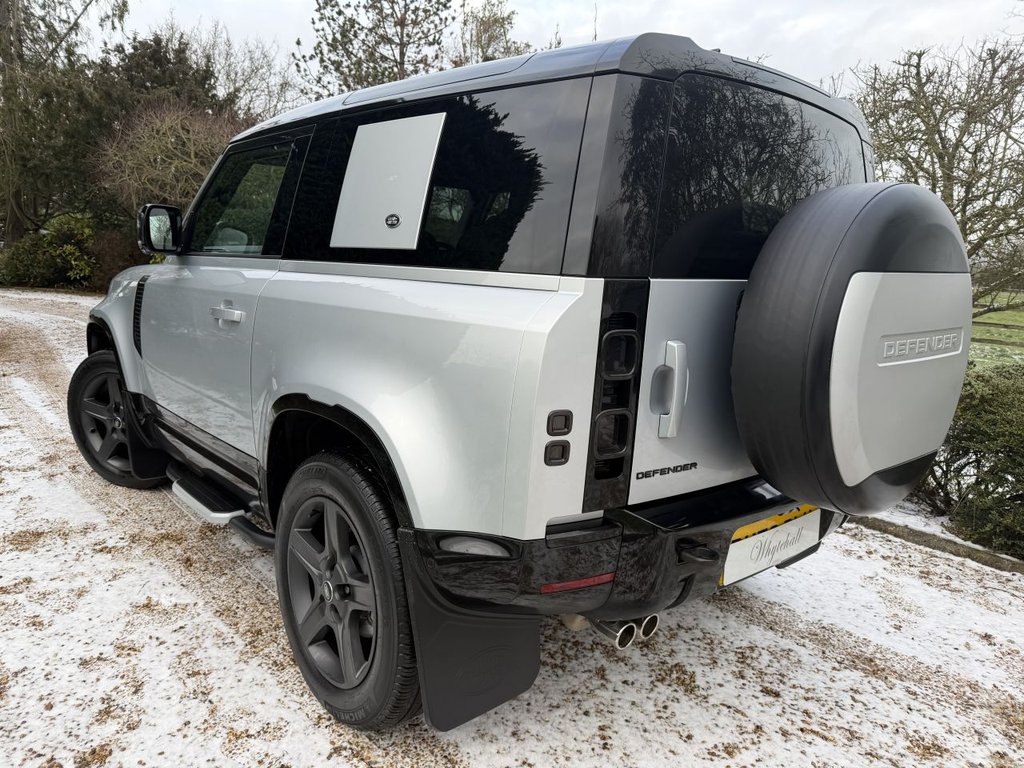 Used Land Rover Defender 90 2022 for sale - 77157406: Photo 6