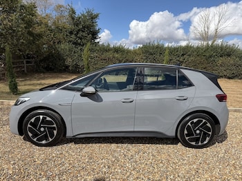 Used Volkswagen ID.3 2023 for sale - 79587210: Photo