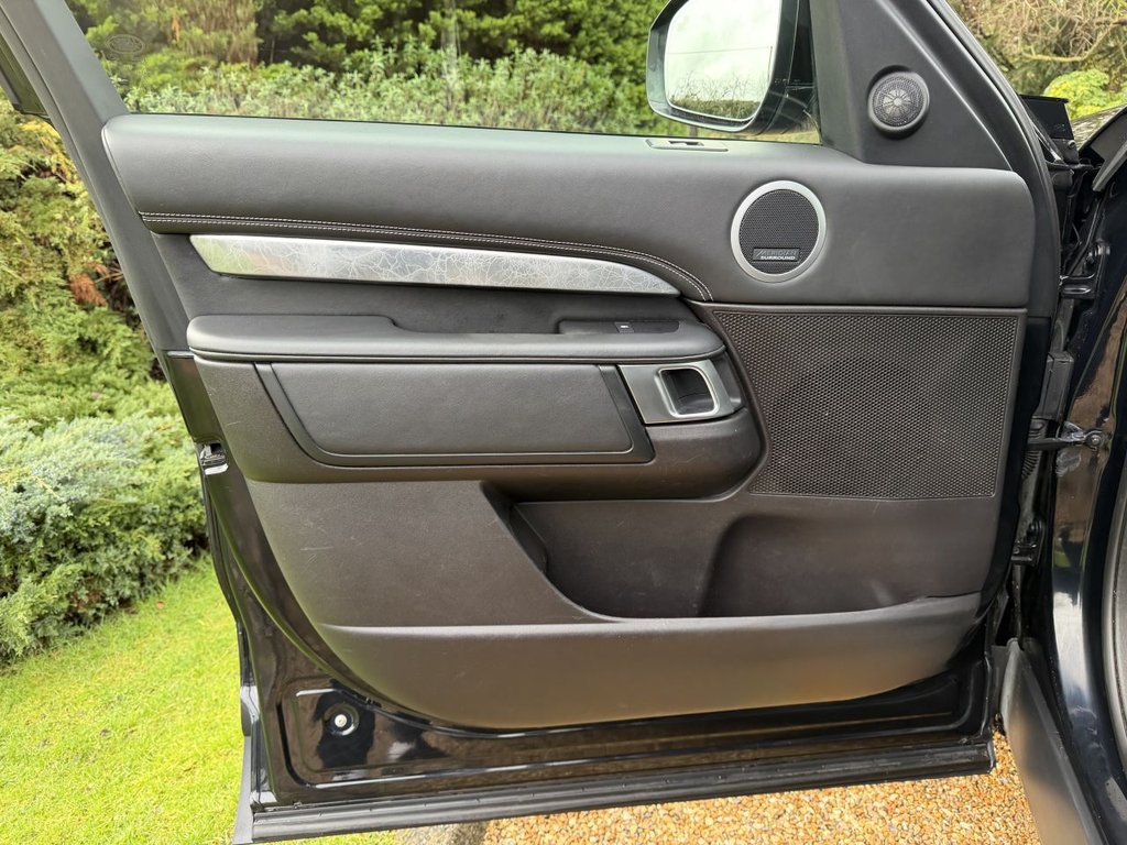 Used Land Rover Discovery 2017 for sale - 77341310: Photo 28