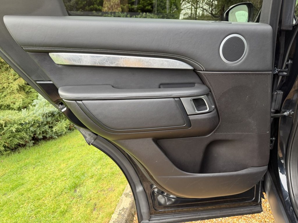 Used Land Rover Discovery 2017 for sale - 77341310: Photo 30