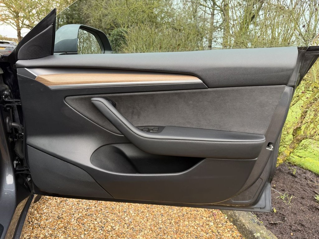 Used Tesla Model 3 2021 for sale - 77520484: Photo 25