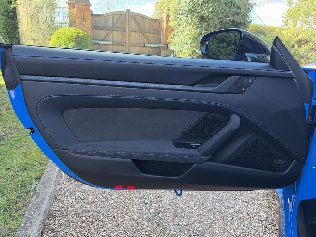 Used Porsche 911 2023 for sale - 78017977: Photo 27