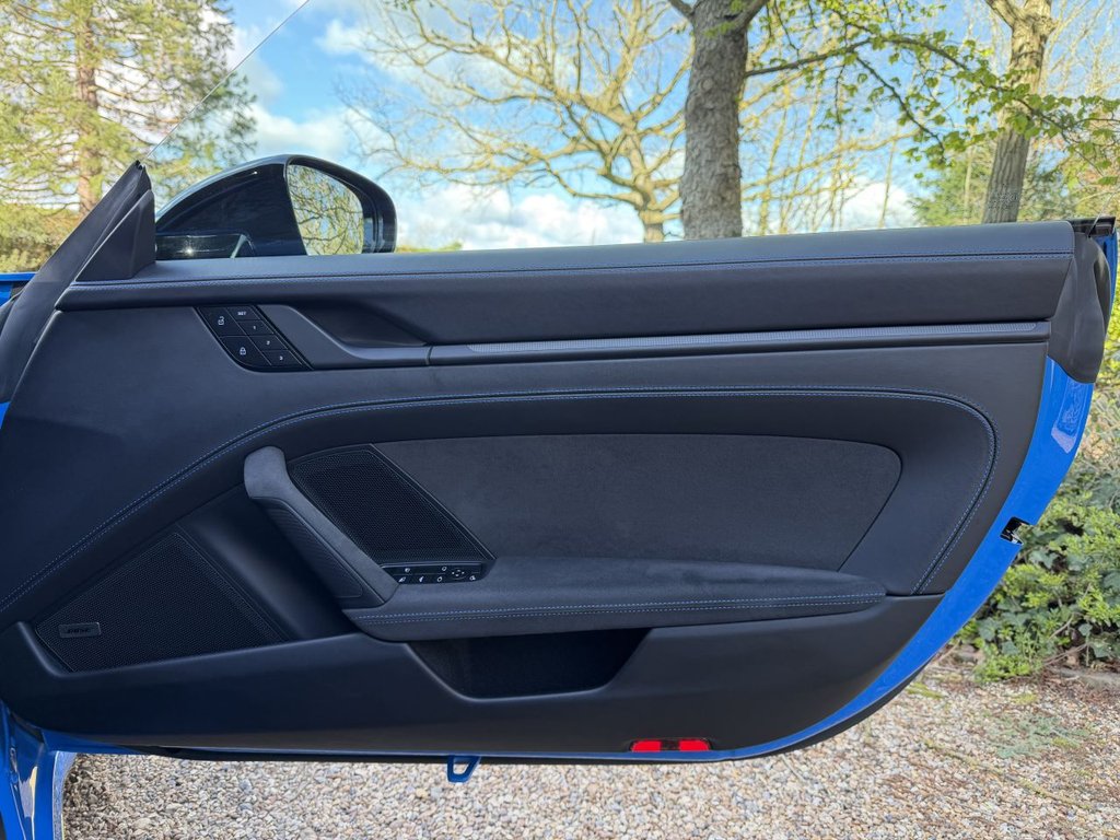 Used Porsche 911 2023 for sale - 78017977: Photo 28