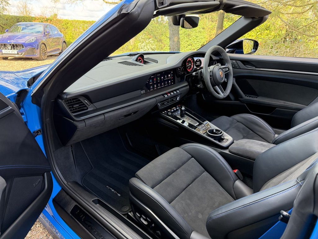 Used Porsche 911 2023 for sale - 78017977: Photo 31