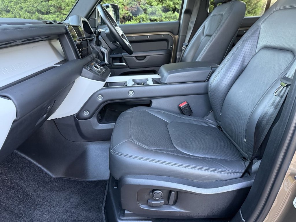 Used Land Rover Defender 110 2024 for sale - 77436391: Photo 15