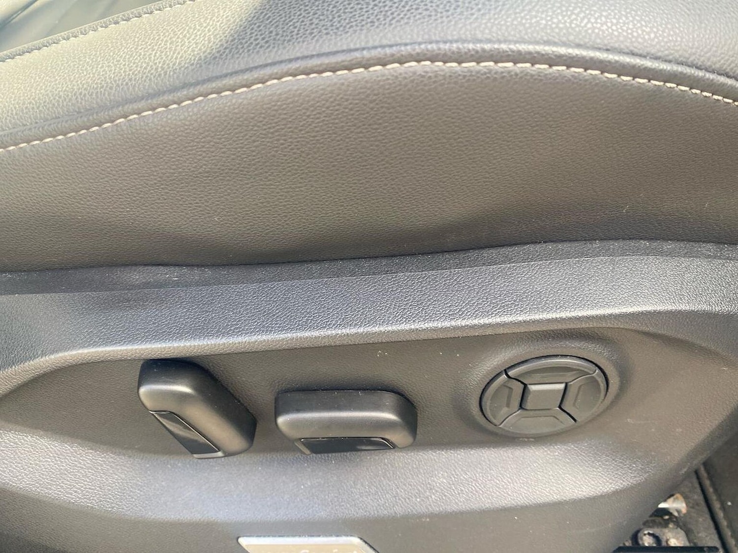 Used Volkswagen Touareg 2023 for sale - 78198121: Photo 30