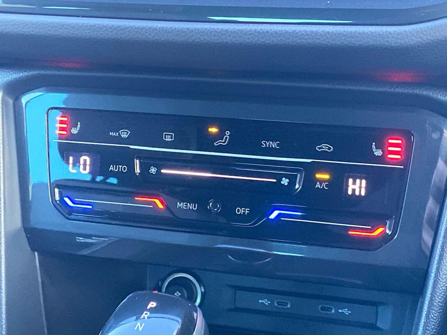 Used Volkswagen Tiguan 2023 for sale - 76860040: Photo 12