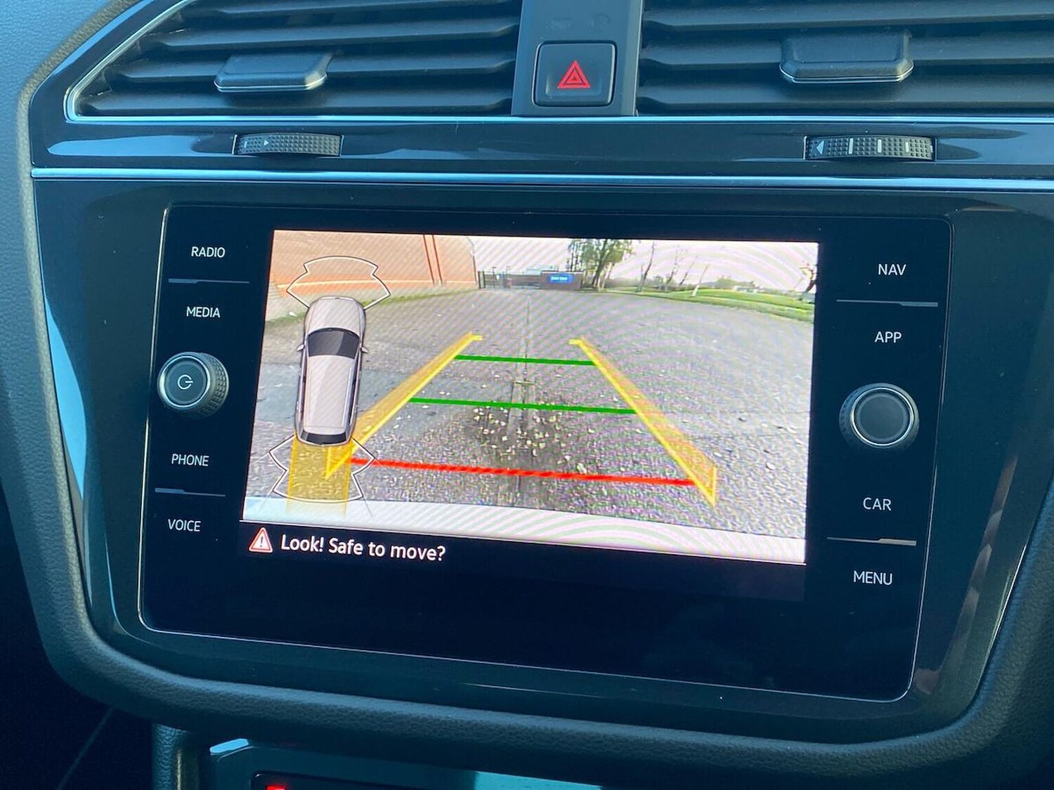 Used Volkswagen Tiguan 2023 for sale - 76860040: Photo 23