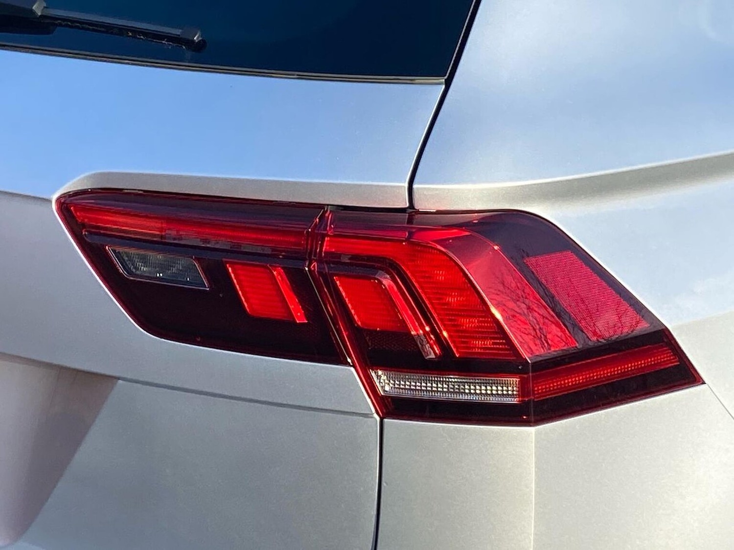 Used Volkswagen Tiguan 2023 for sale - 76860040: Photo 35