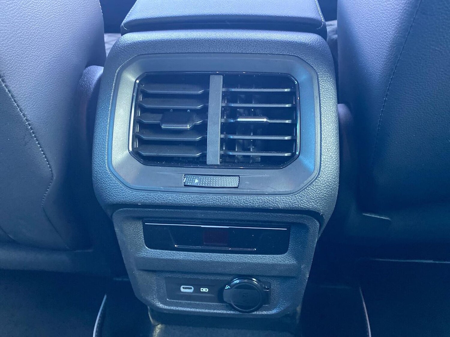 Used Volkswagen Tiguan 2023 for sale - 76860040: Photo 39