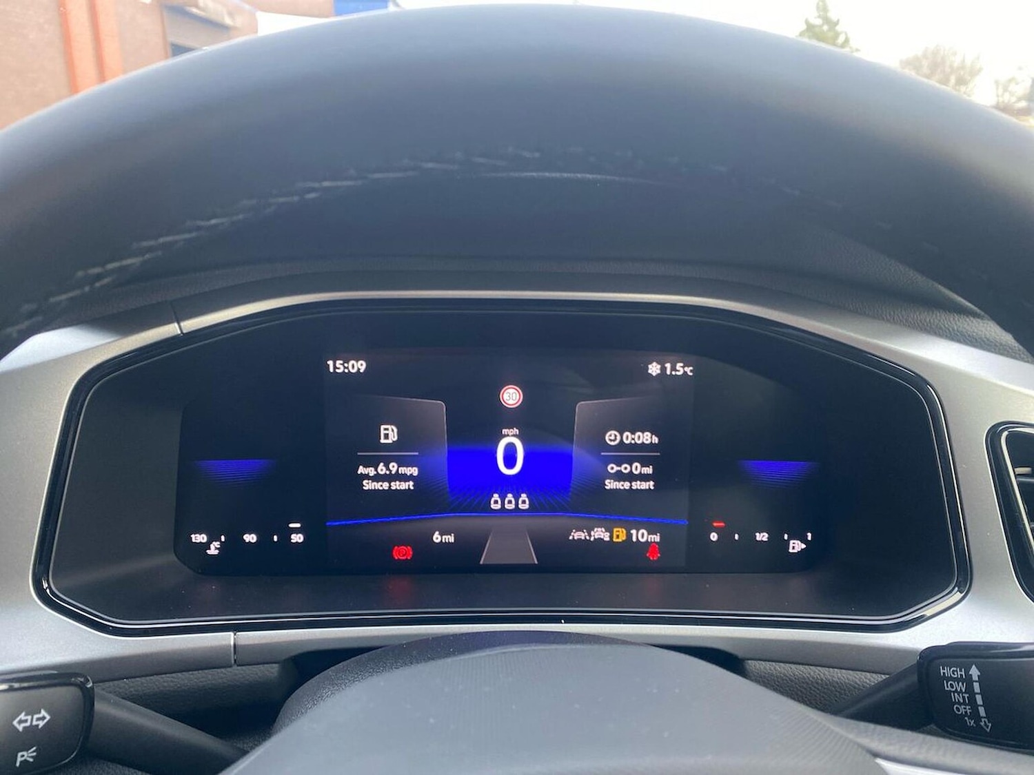 Used Volkswagen T-Roc 2025 for sale - 77528881: Photo 10