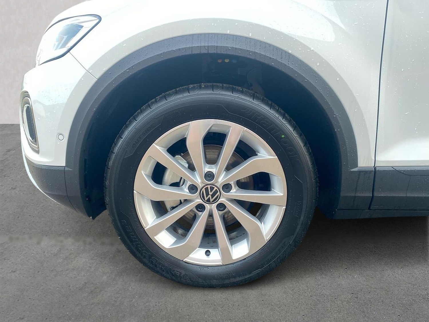 Used Volkswagen T-Roc 2025 for sale - 77528881: Photo 6