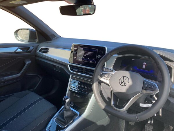 Used Volkswagen T-Roc 2025 for sale - 76149707: Photo 15
