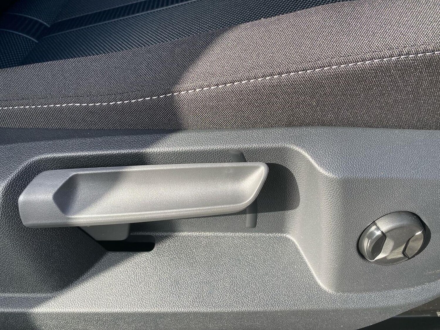 Used Volkswagen T-Roc 2025 for sale - 76149707: Photo 30