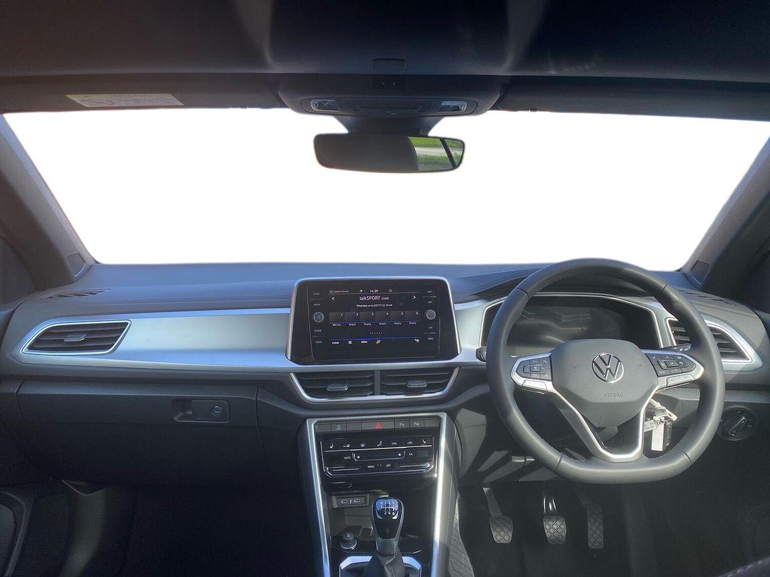 Used Volkswagen T-Roc 2025 for sale - 76149707: Photo 8