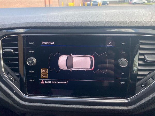 Used Volkswagen T-Roc 2018 for sale - 76082567: Photo 23