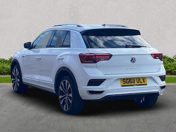Used Volkswagen T-Roc 2018 for sale - 76082567: Photo 2