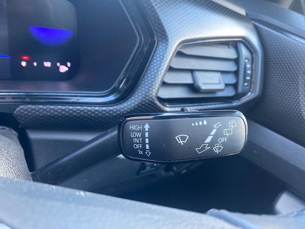 Used Volkswagen T-Cross 2023 for sale - 76225078: Photo 27