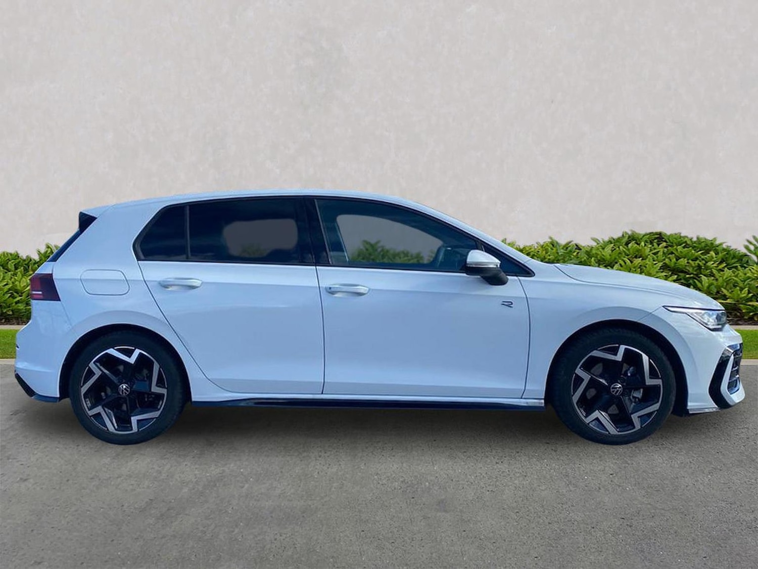 Used Volkswagen Golf 2025 for sale - 78195356: Photo 3