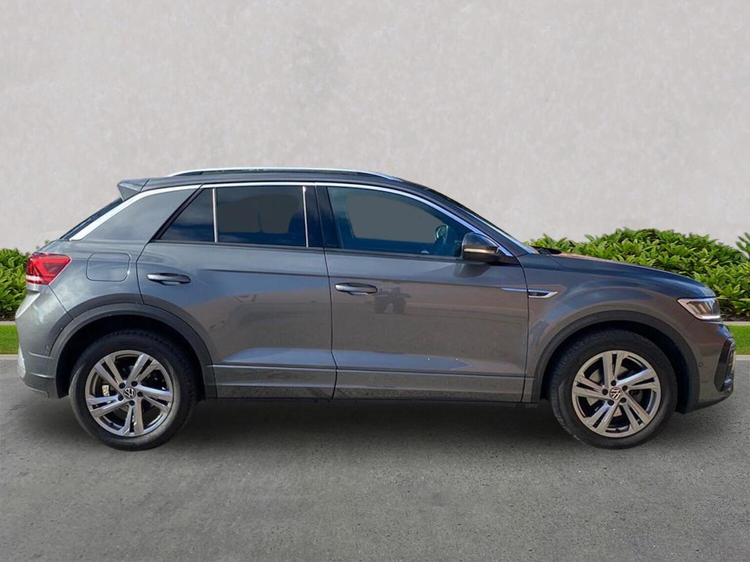 Used Volkswagen T-Roc 2024 for sale - 75908034: Photo 3
