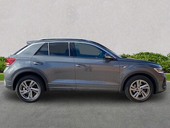 Used Volkswagen T-Roc 2024 for sale - 75908034: Photo