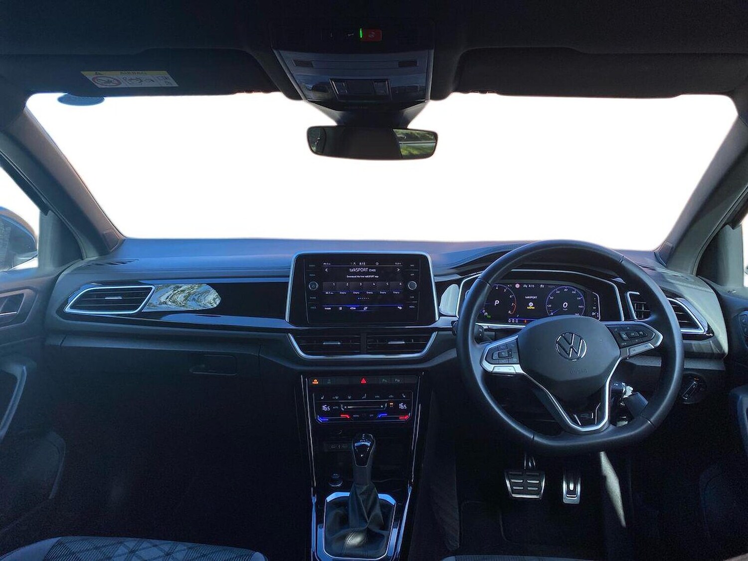 Used Volkswagen T-Roc 2024 for sale - 75908034: Photo 8