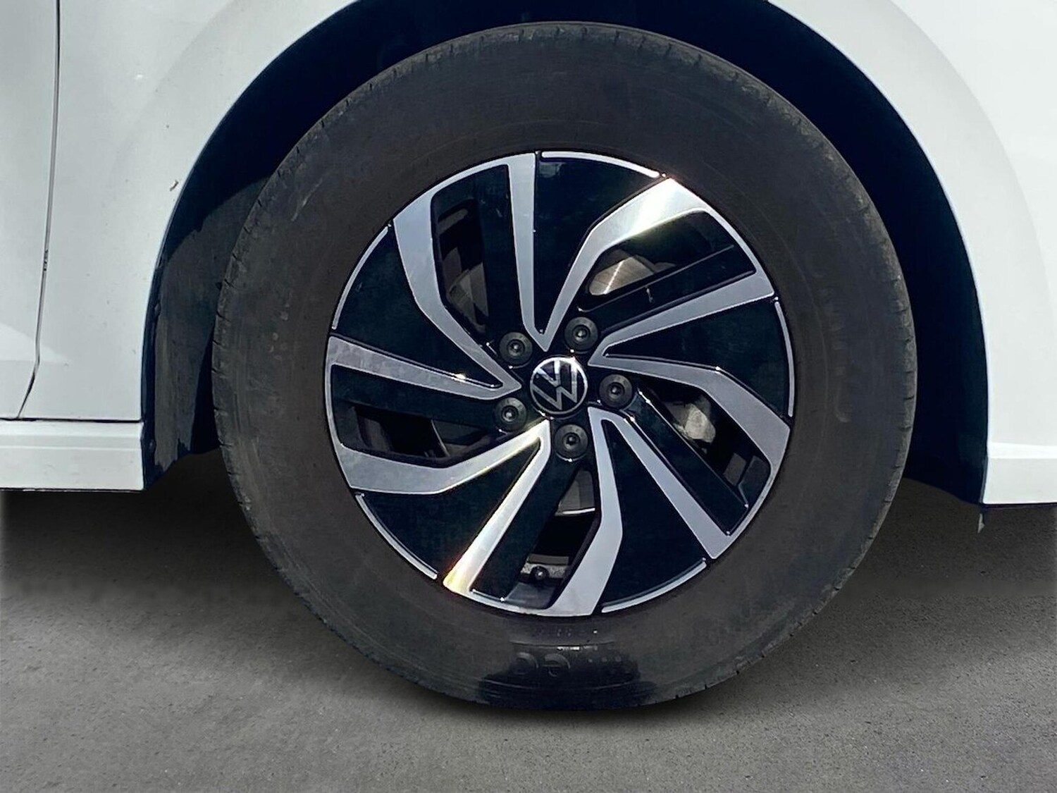 Used Volkswagen Polo 2023 for sale - 78195061: Photo 6