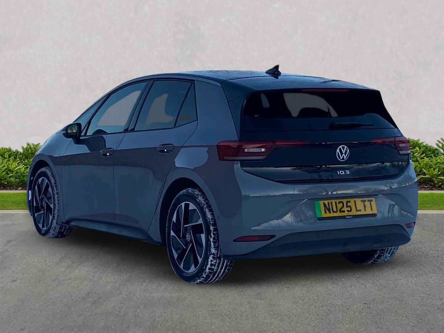 Used Volkswagen ID.3 2025 for sale - 77555333: Photo 2