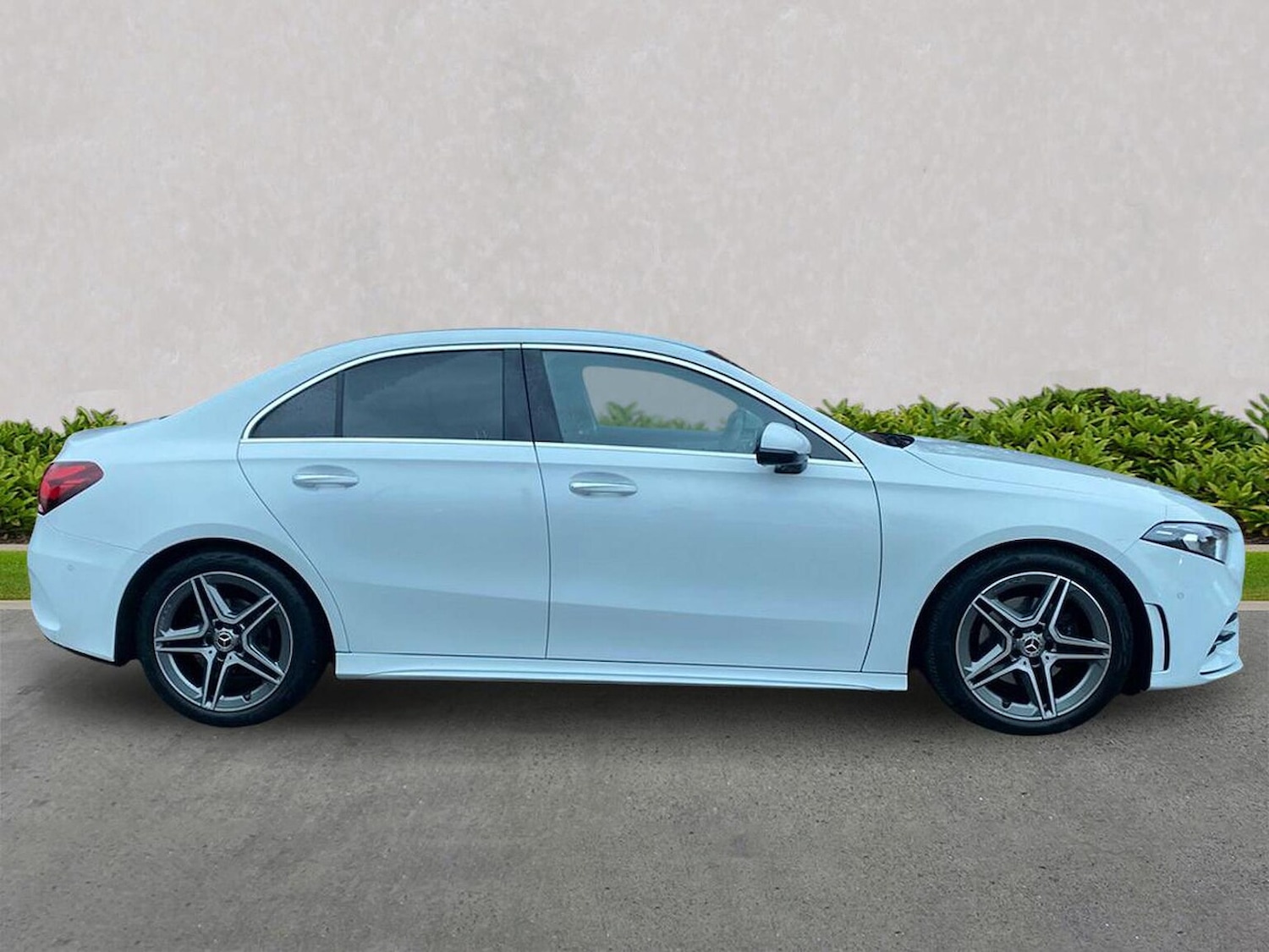 Used Mercedes-Benz A-Class 2021 for sale - 76830637: Photo 3