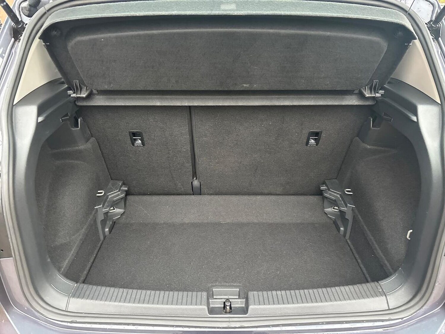 Used Volkswagen T-Cross 2022 for sale - 77061611: Photo 19