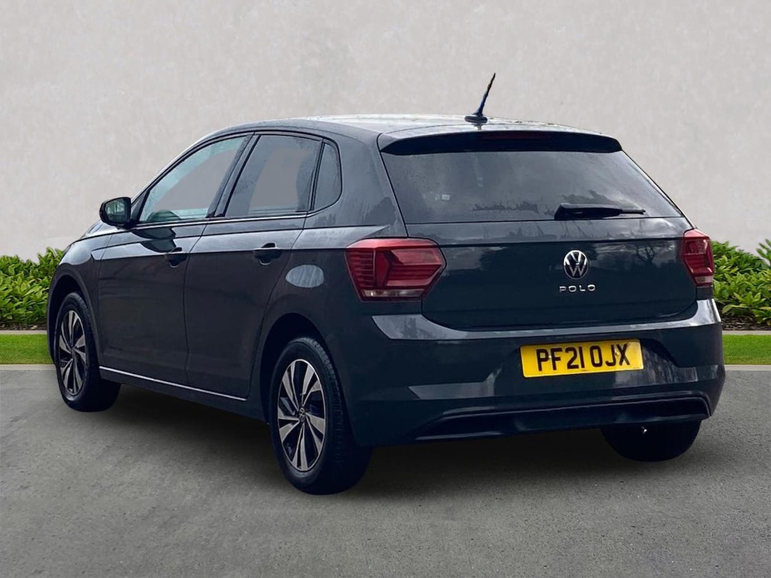 Used Volkswagen Polo 2021 for sale - 76490573: Photo 2