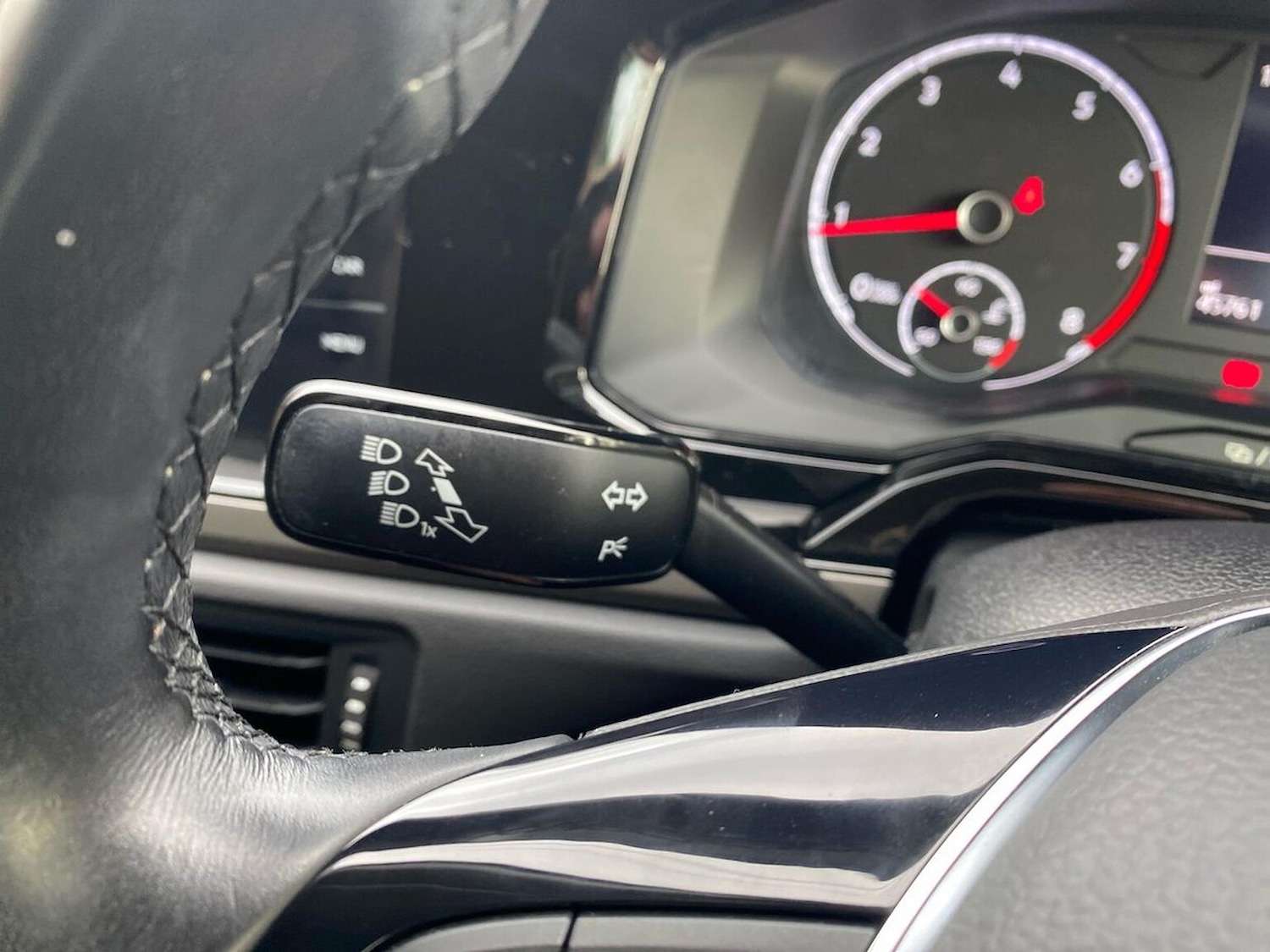 Used Volkswagen Polo 2021 for sale - 76490573: Photo 28