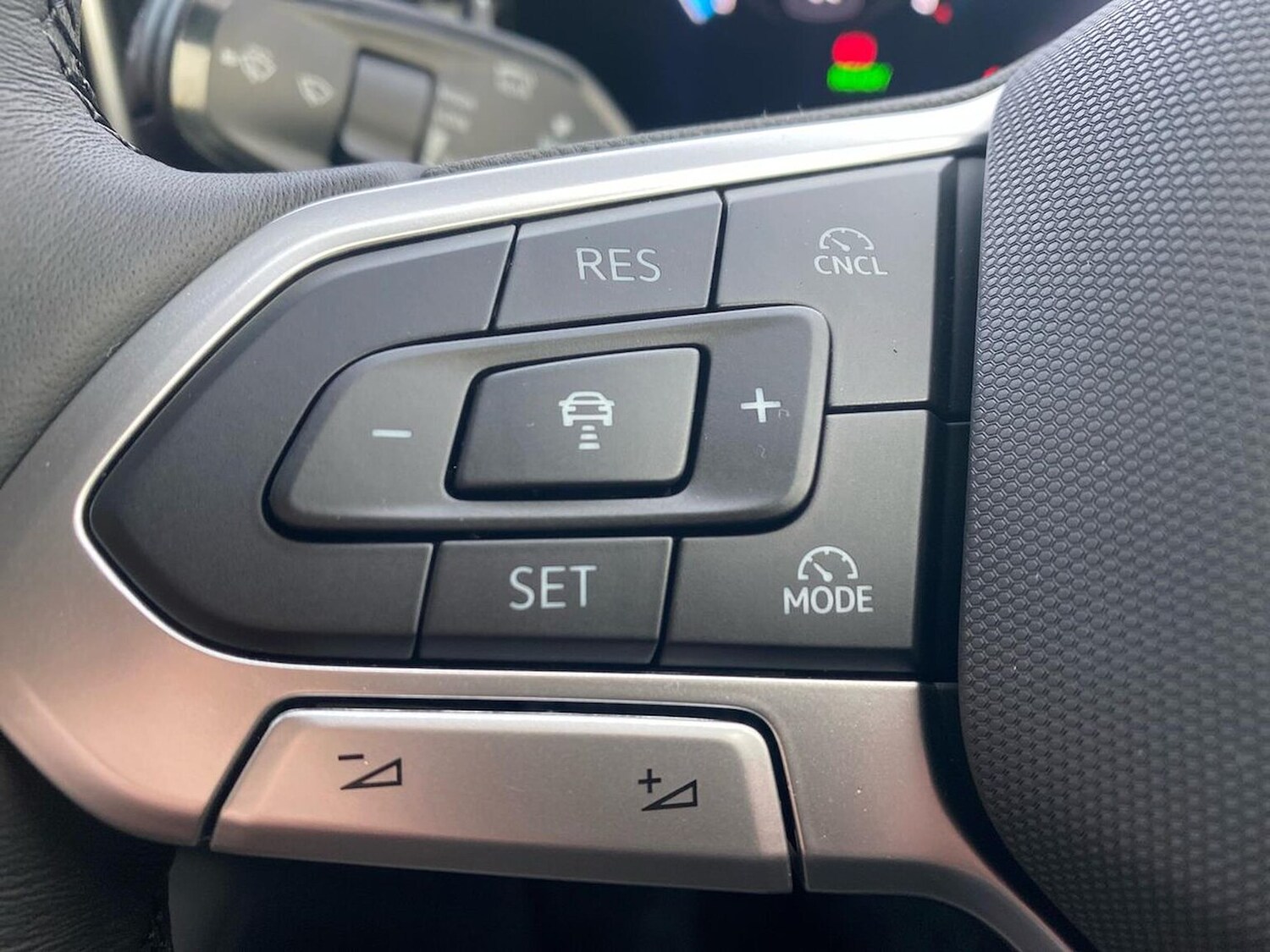 Used Volkswagen Tiguan 2025 for sale - 77528876: Photo 27