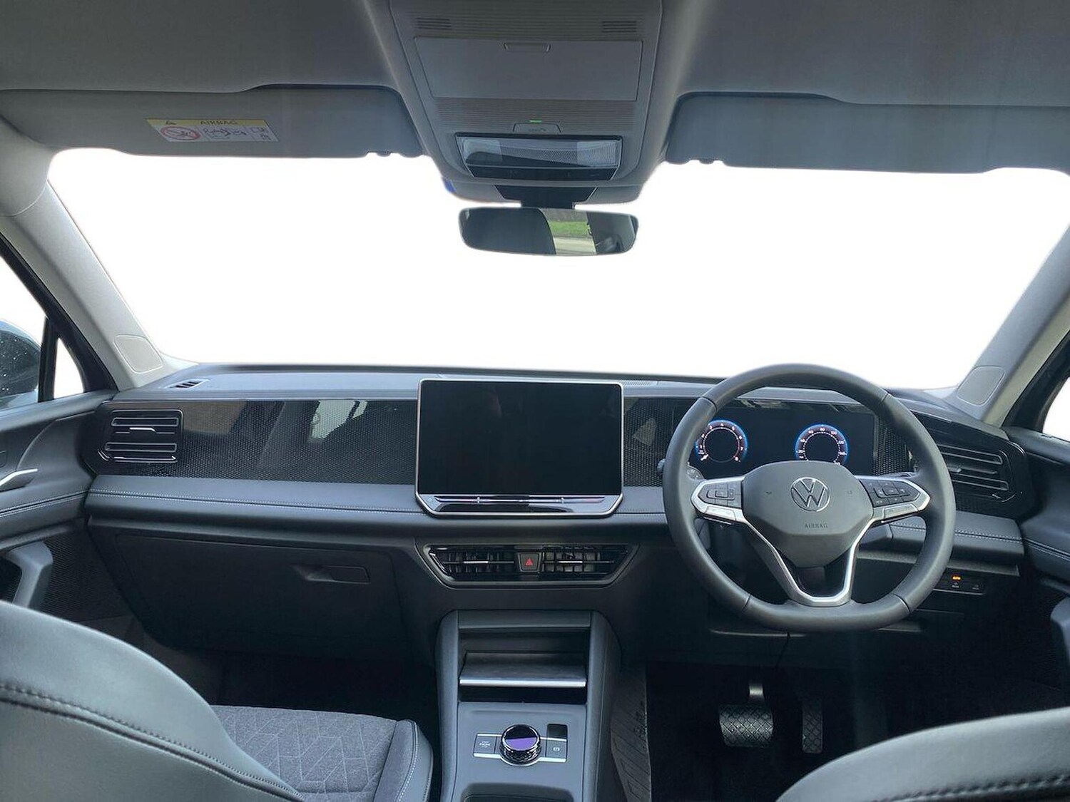 Used Volkswagen Tiguan 2025 for sale - 77528876: Photo 8